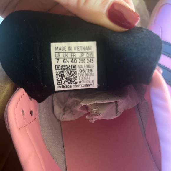 Adidas Women's Pink and Black Sneakers - Picture 7 of 10